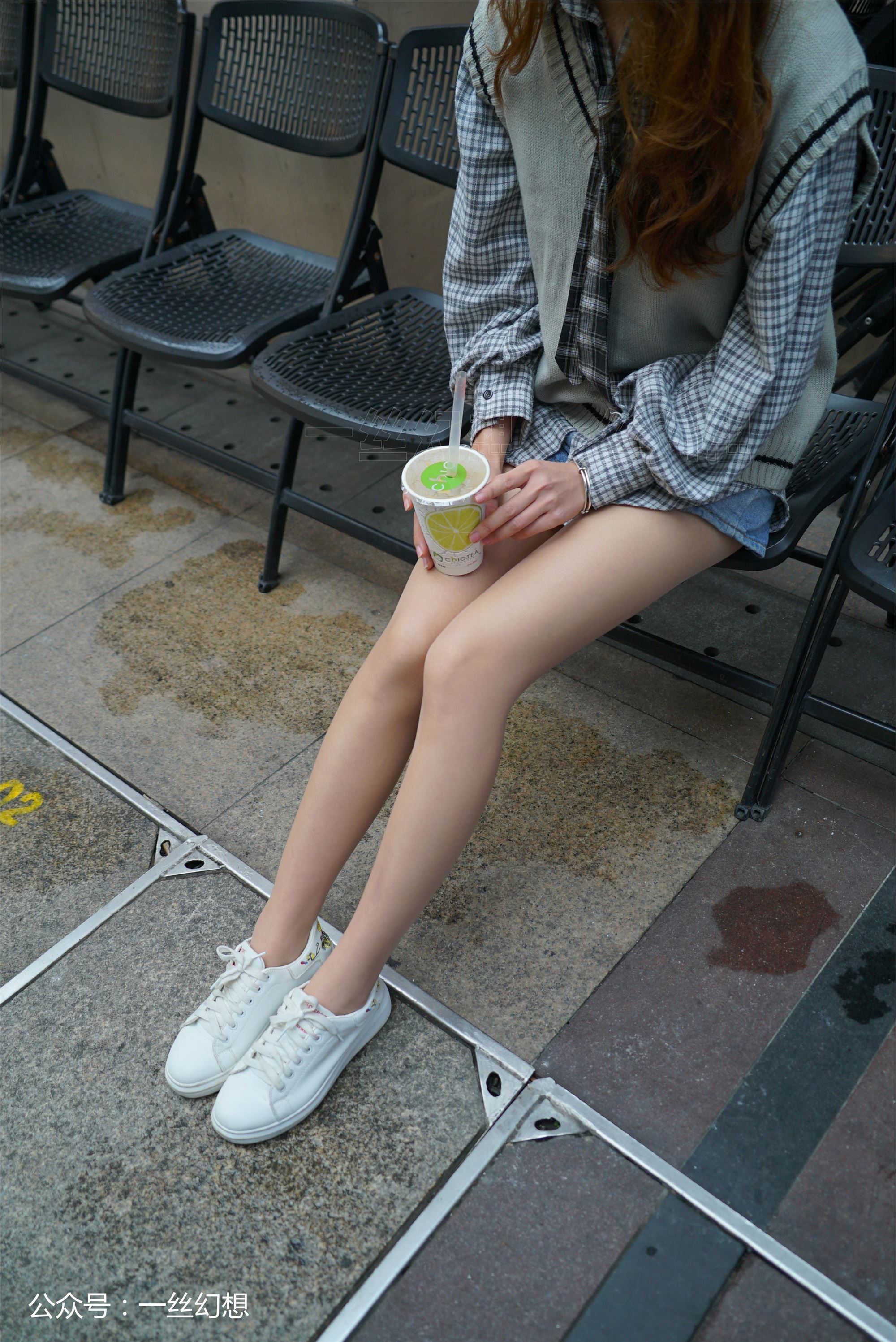 高丝女子图鉴 袜小喵×一丝幻想 NZ051 莹